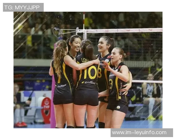 费内巴切官方发声祝福卡洛斯早日康复及其家人幸福安康